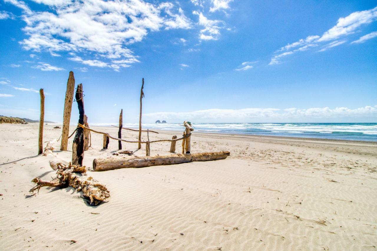 Rockaway Breeze Villa Rockaway Beach Bagian luar foto