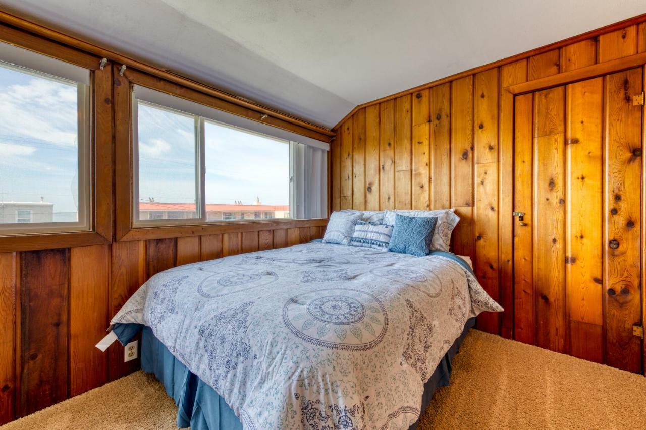 Rockaway Breeze Villa Rockaway Beach Bagian luar foto